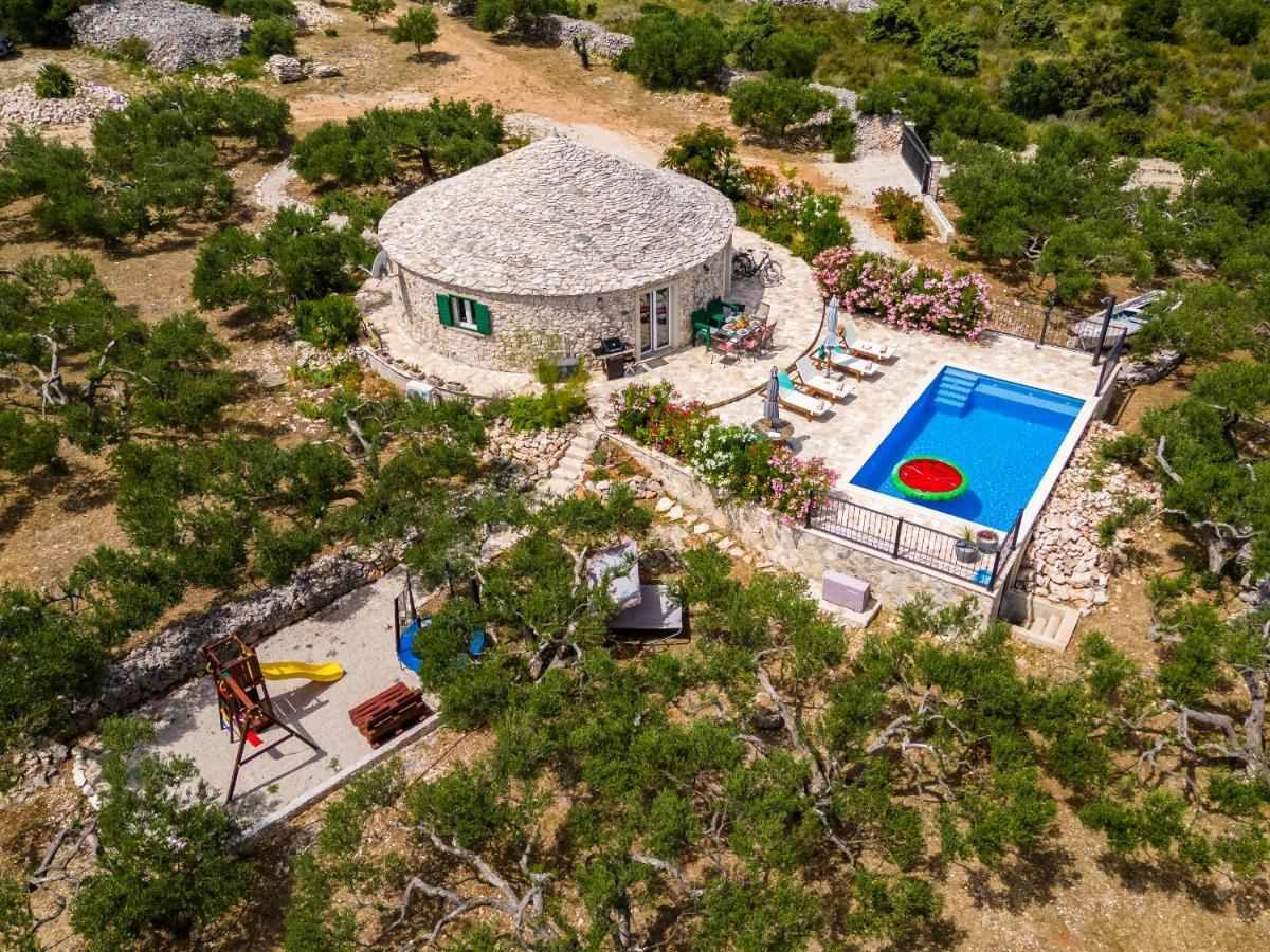 Island Getaway - Heritage House Mirce Exteriér fotografie