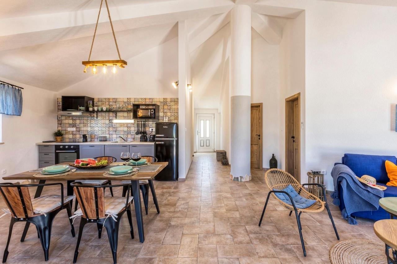 Island Getaway - Heritage House Mirce Exteriér fotografie
